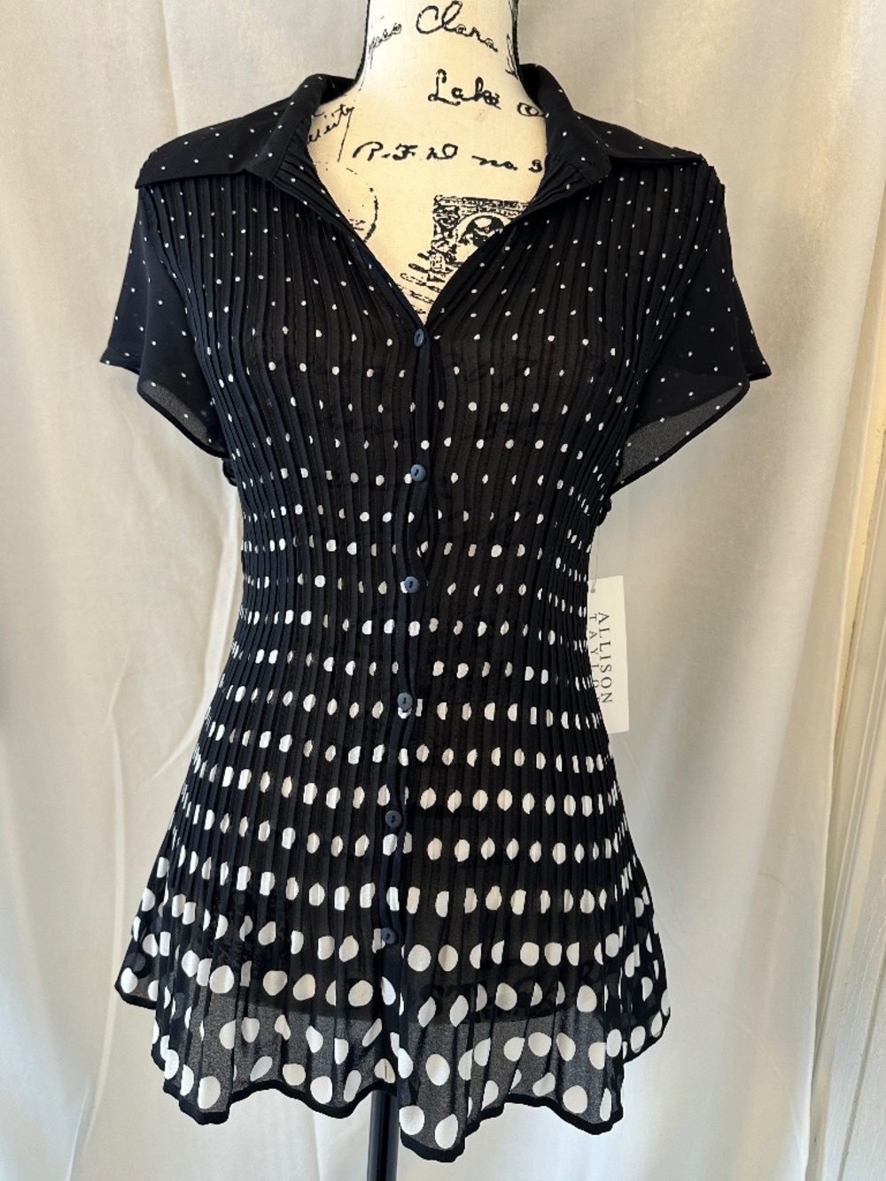 Pleated Blouse Shirt Black with White Polka Dots NWT 1X